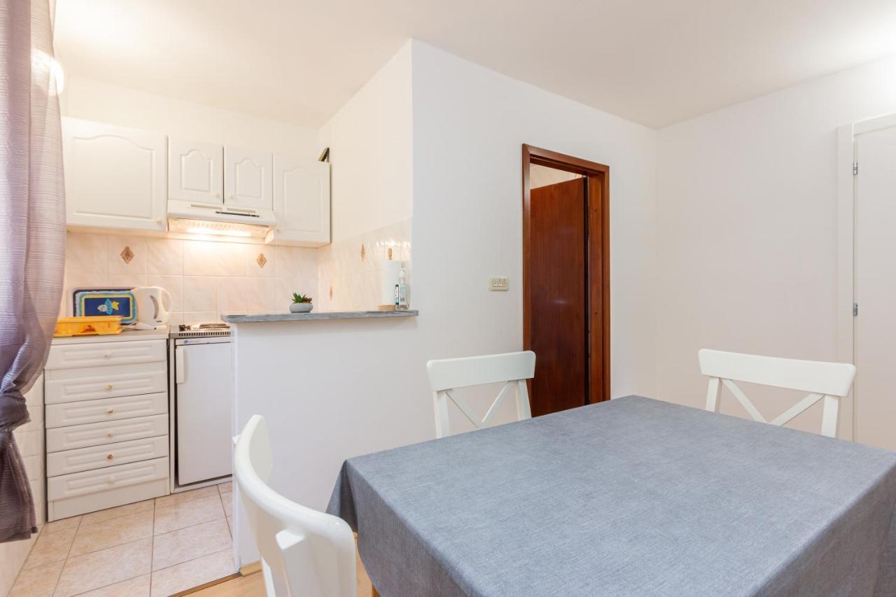 Apartments Marin With Sea View Baška Exterior foto